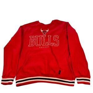 Ultra Game Sweatshirt Mens M Red Chicago Bulls NBA Pullover Striped Trim Pocket
